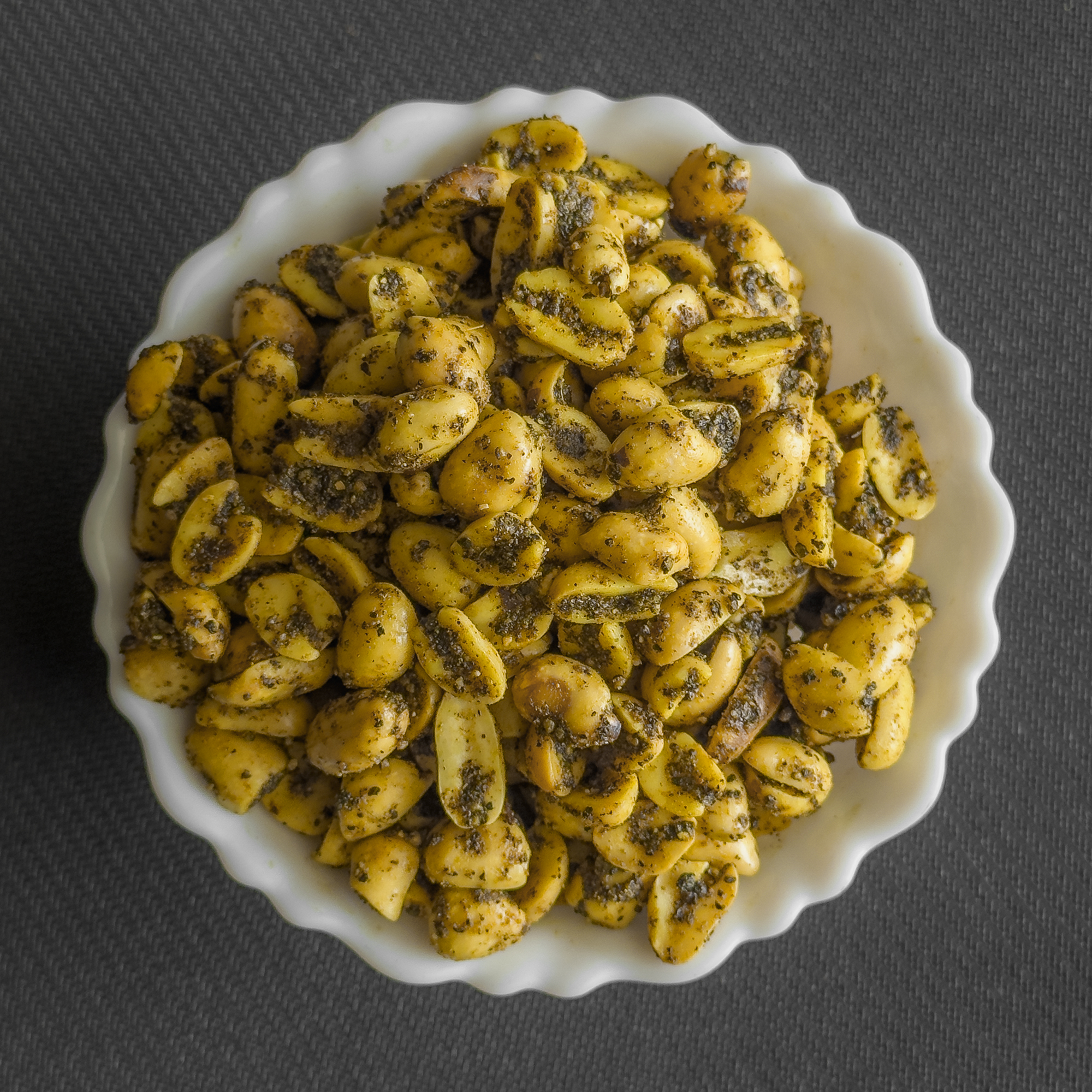 Roasted Limbu Mari Sing (Black Pepper And Lemon Peanuts)